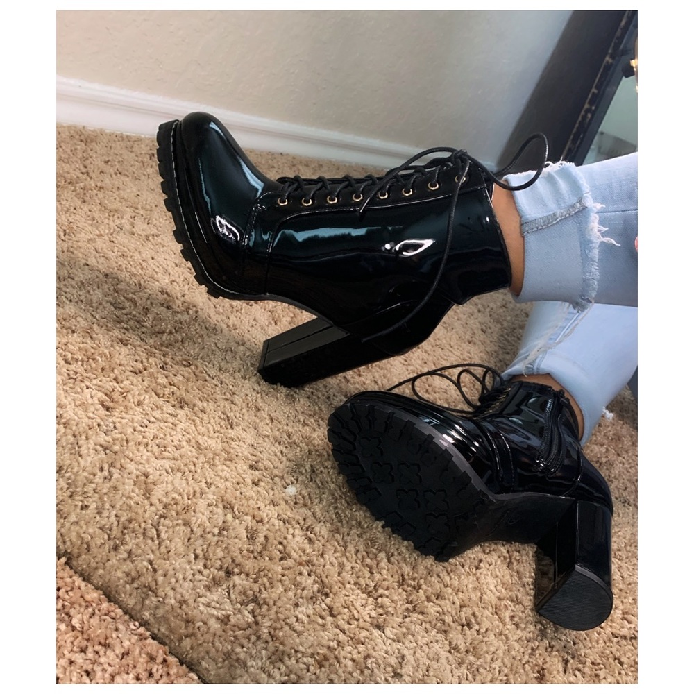 Black patent leather booties 5.5 - Picture 5 of 8